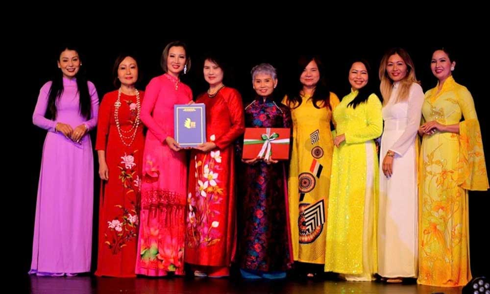 Promoting the charm of Vietnamese Ao Dai to the world